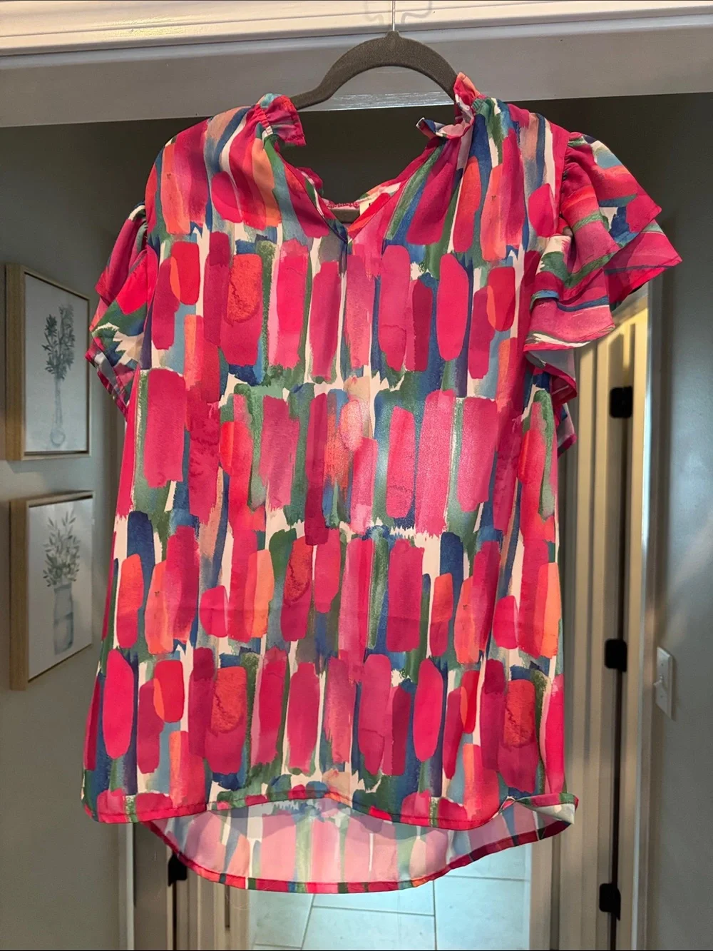 BiBi Multicolor Abstract Brushstroke Ruffle Sleeve Blouse - Picture 1 of 1